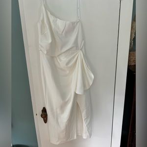 Never worn lulus one shoulder dress